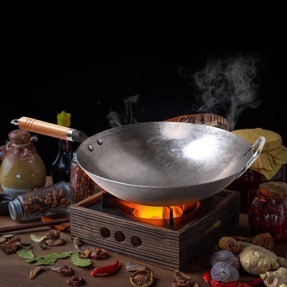 Chinese Traditional Heavy Hand Hammered Carbon Steel Wok